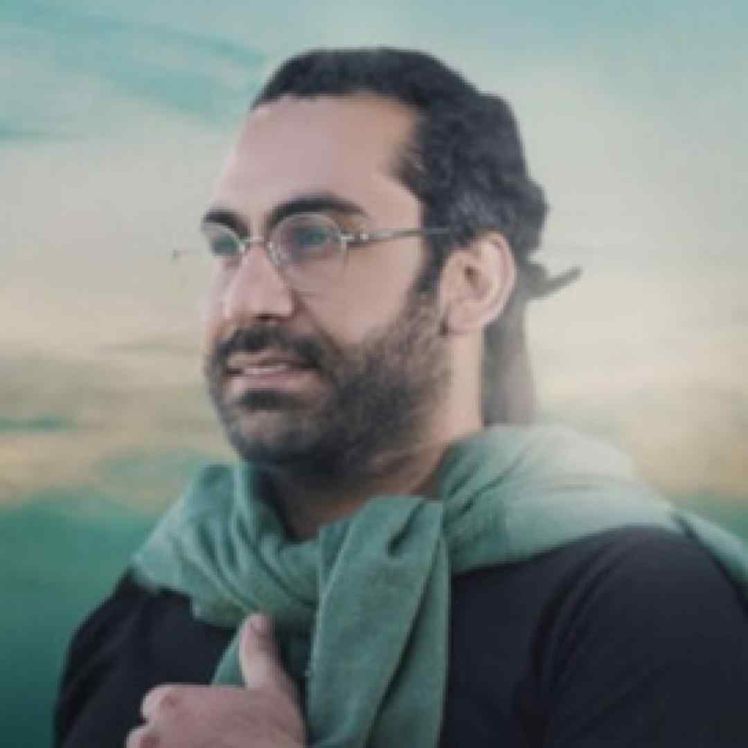صادق زین توی شهر جنگه