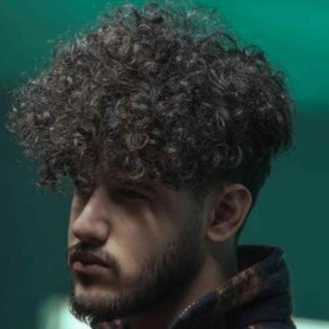 امیر ماهان دل ساده