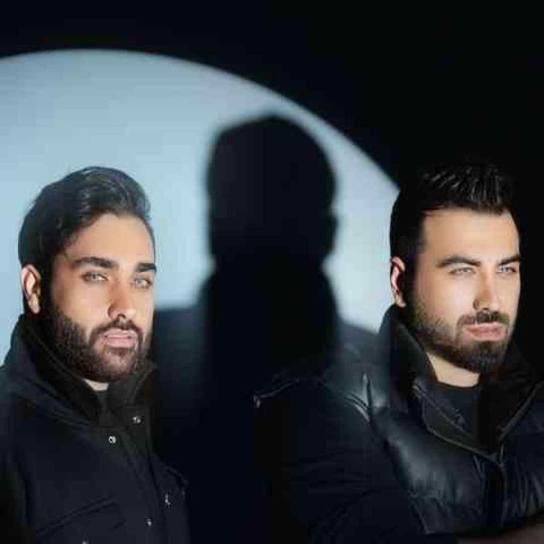 یاشا و تاراس دردونه میتونه دلم بی بهونه عاشقت بمونه