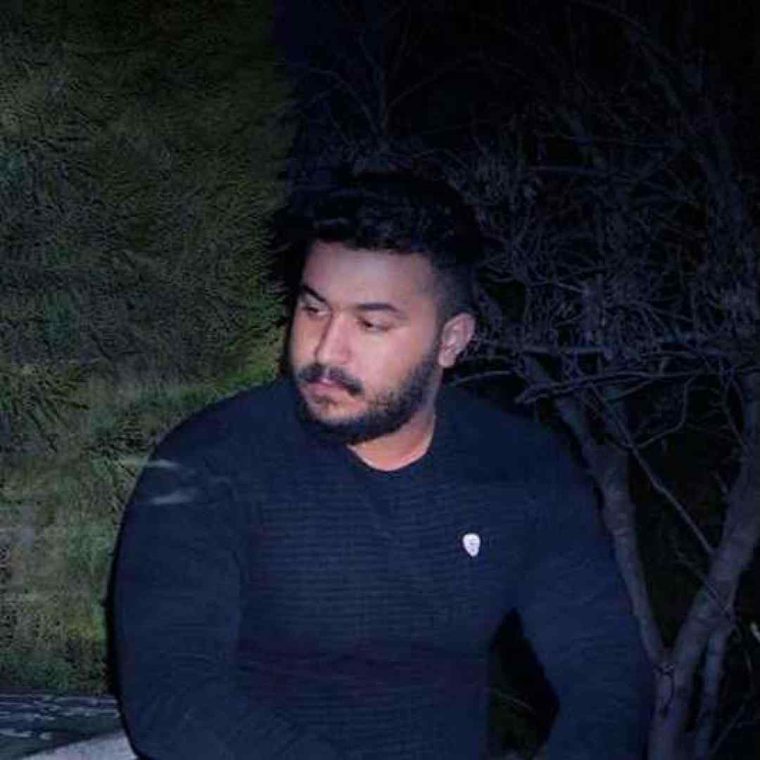 رضا کرمی تارا برو برو با زیدگت تو چنی خاری