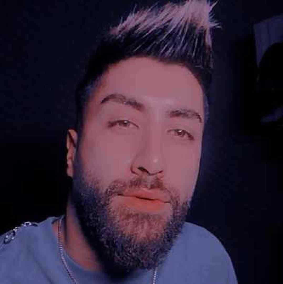 علی رمضانپور لا لا لا لا لا همه سوت و جیغا