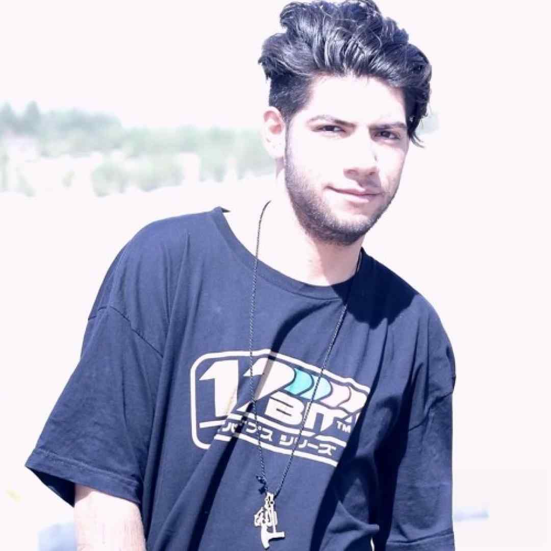 حسین آلفا مثل برگ