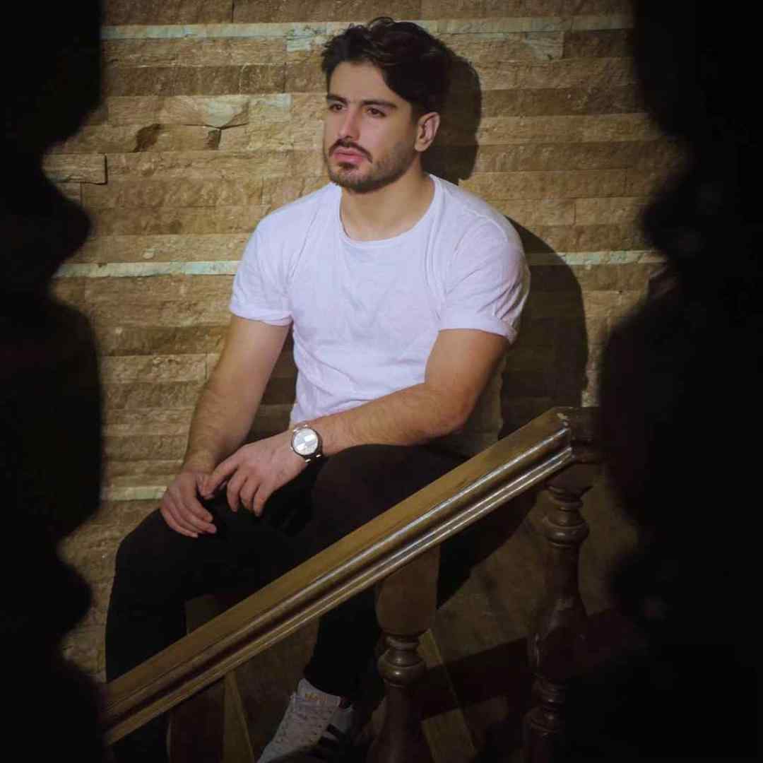 سعید محمدی دلم خونه برار فراریم ز خانه