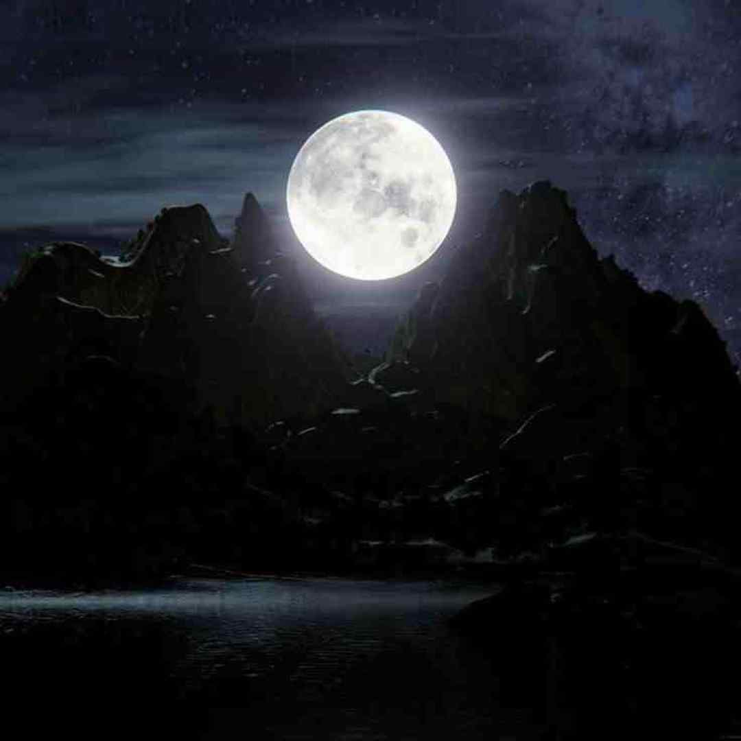 من بر عکس همه پشت خندهام غمه با صدای بچه