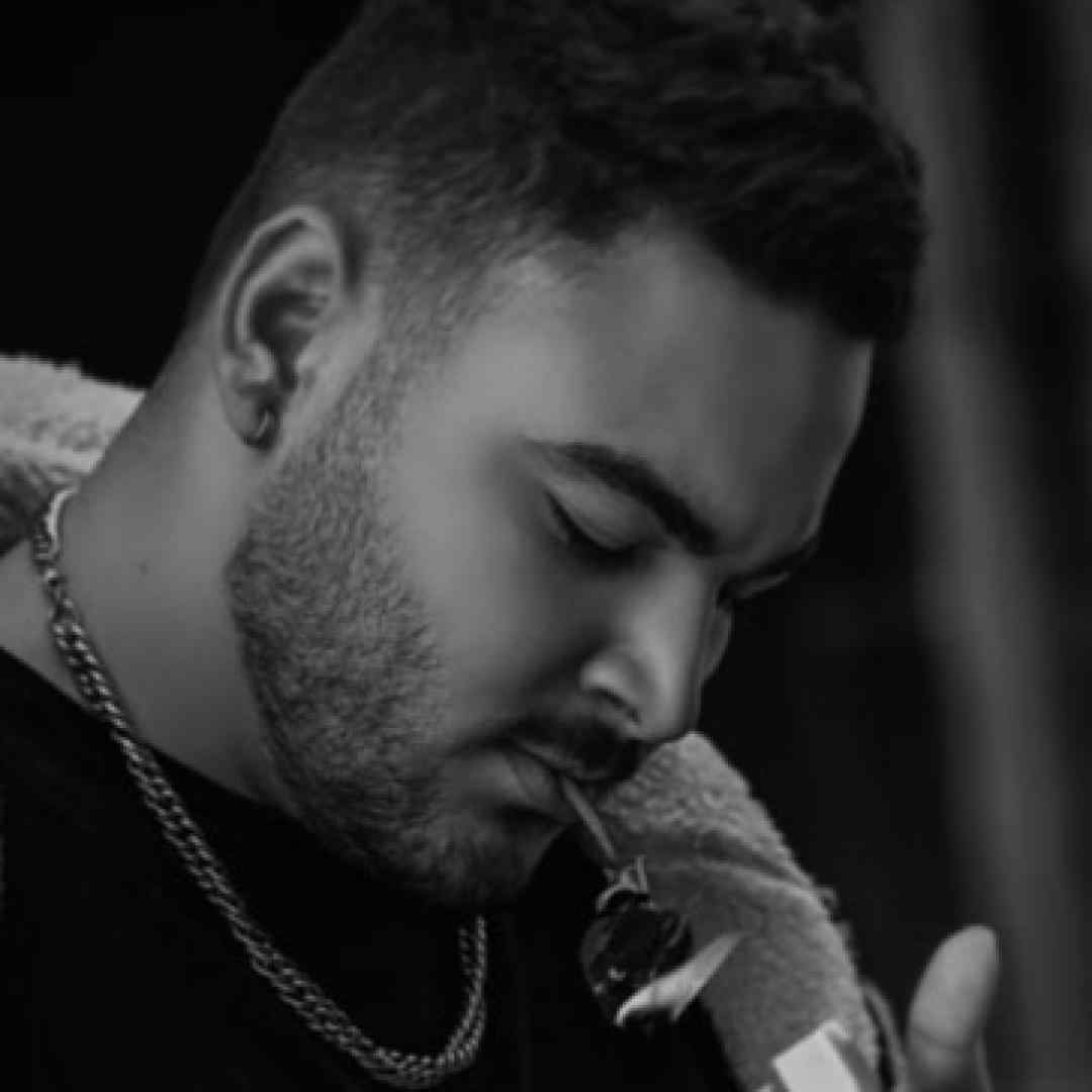 پارسا محمدی خیلی قشنگه