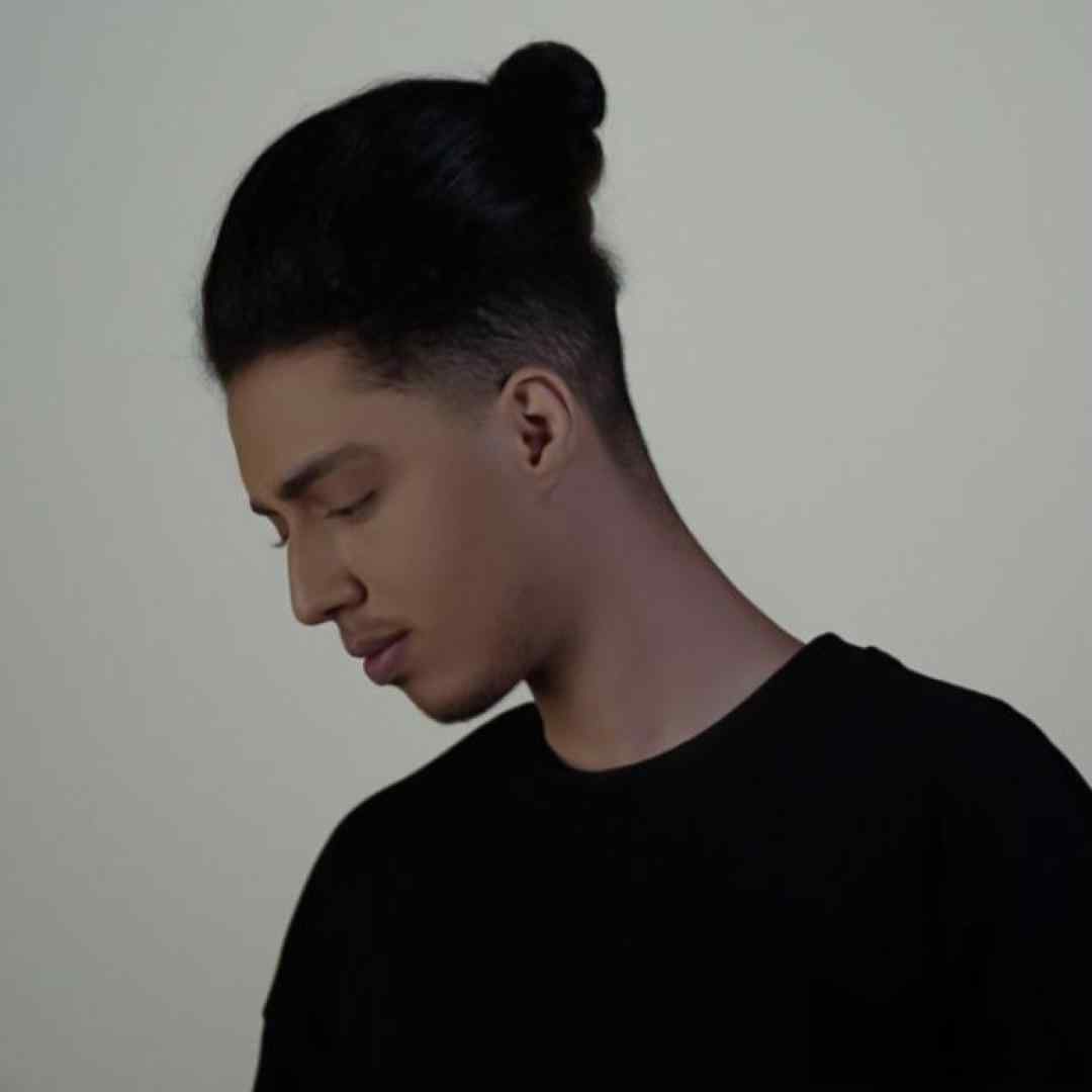 امیر خوشنگار آهای آهای عشق قدیمی تو قشنگترین