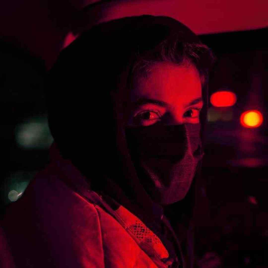 دشی جز غم تو هیچیو حس نمیکنم من کجای قصه ی توام