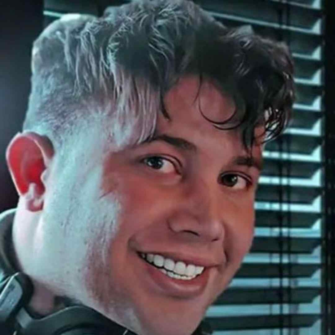 علی احمدیانی الناز بازی تا بکه نیل و بان مغزت پا بنم