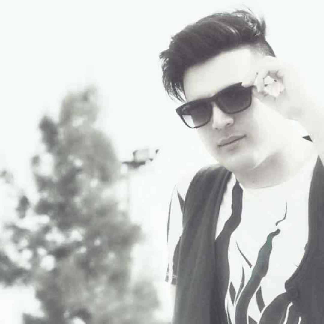 فرهاد نامداری گفتی بمانی تا تهش هستم