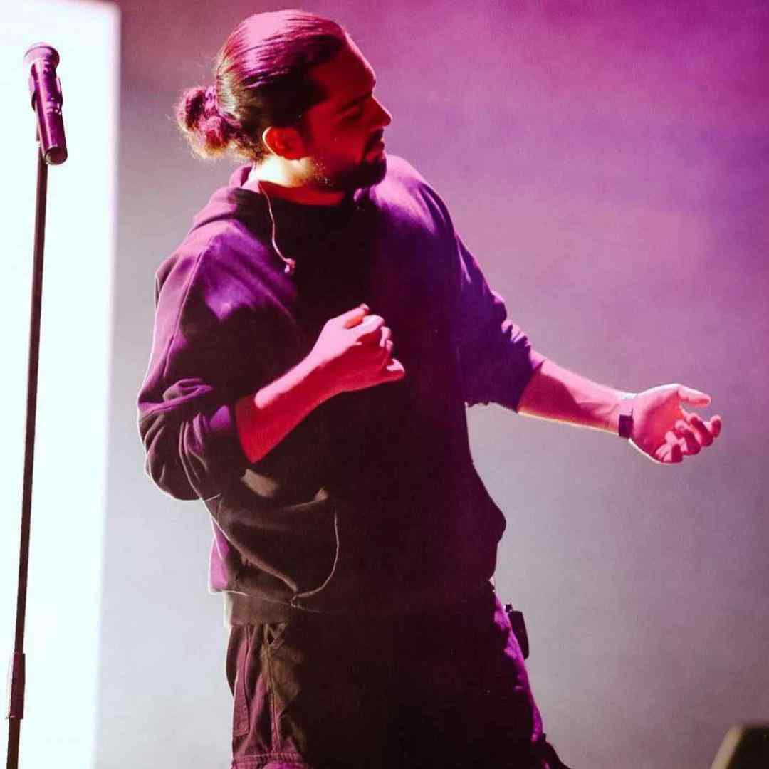 حامیم شاید دنیامون یکی بود شاید رویامون یکی بود