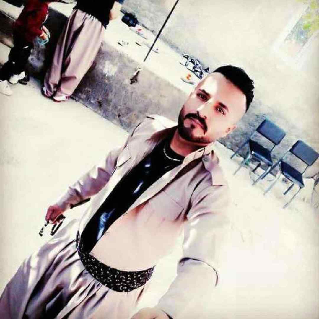 میلاد غلامی آواره