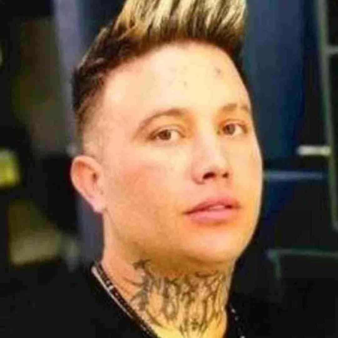 علی احمدیانی آخه چه بوشم وی دله تو ک نزانی حال مه