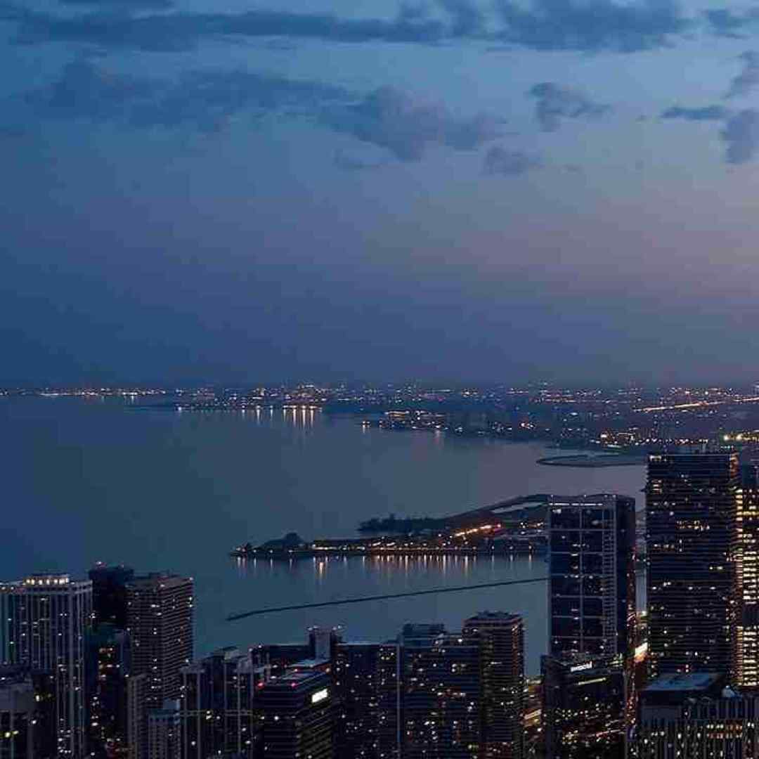  خیلی دوست داشتم که دستای تو همیشه ورژن اینستاگرامی