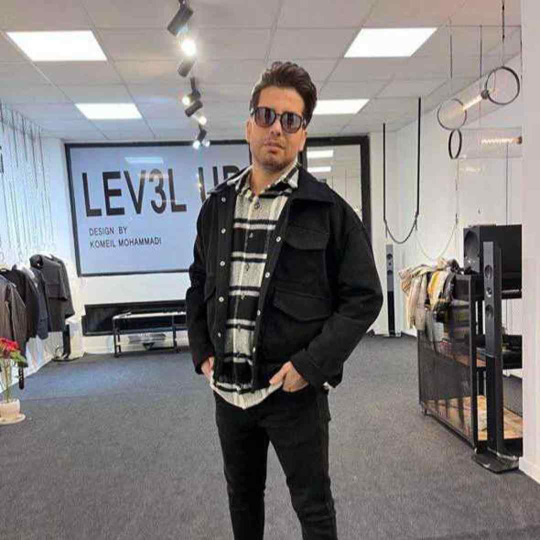 فرشاد آزادی درگیر عشق و نفرتم و ناو دو راهی