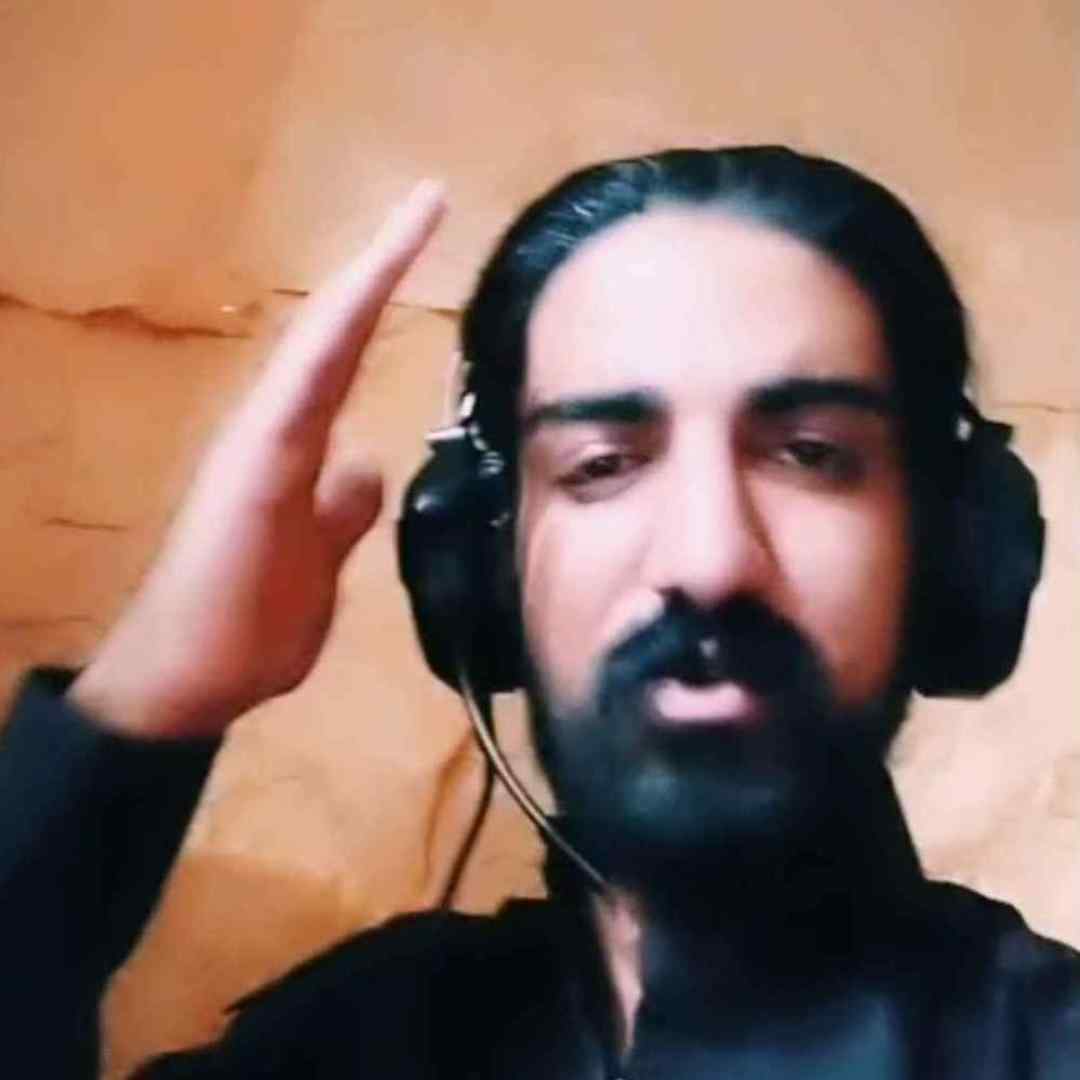 میلاد غلامی هرچی درم وا کردمه شاید وا شاید ماید وجود