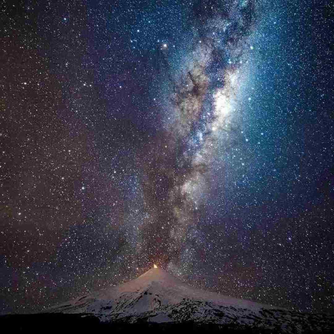  بدو منو بغل کن من از بچگی بغلیم