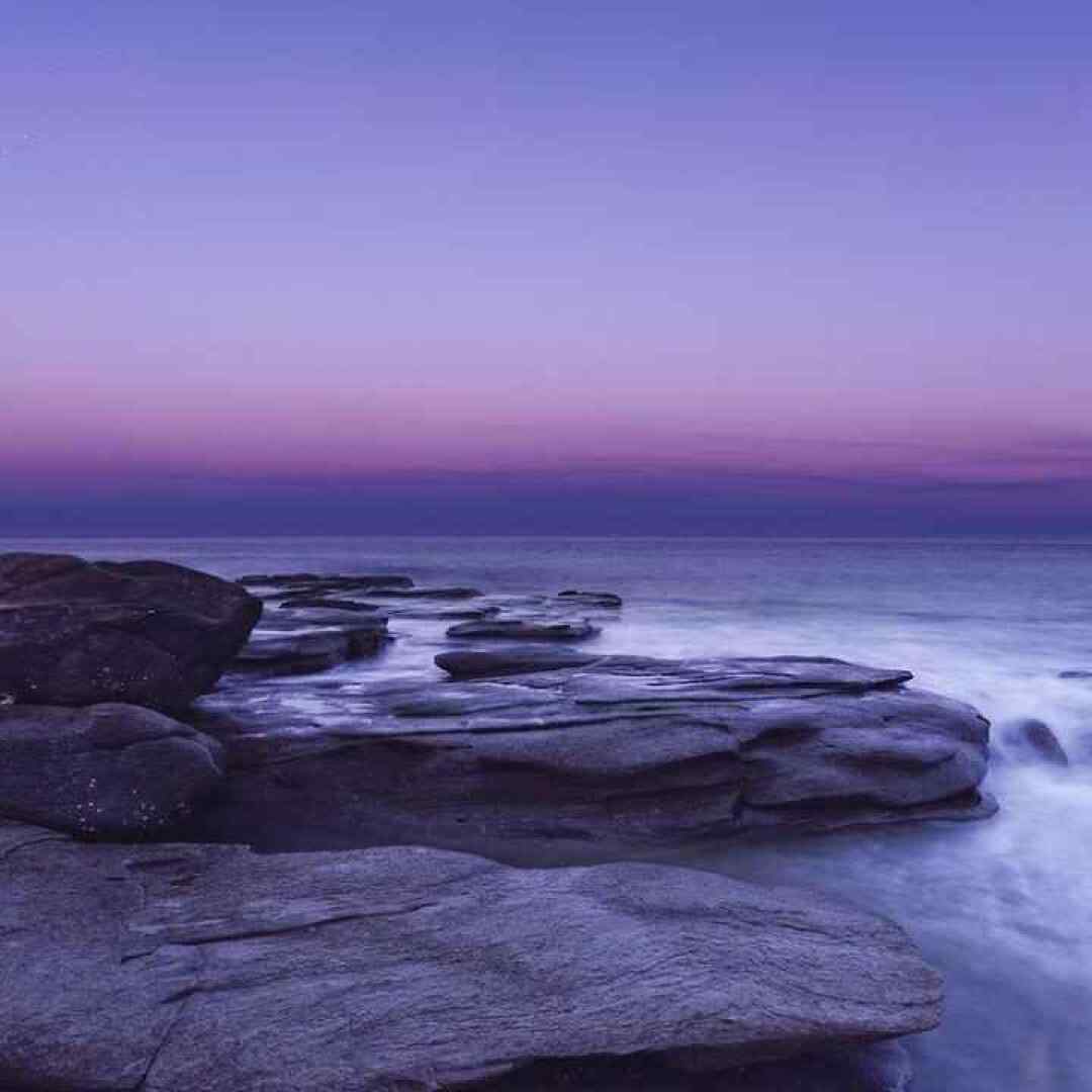 بالای بالا انگار رو ابرا با صدای بچه