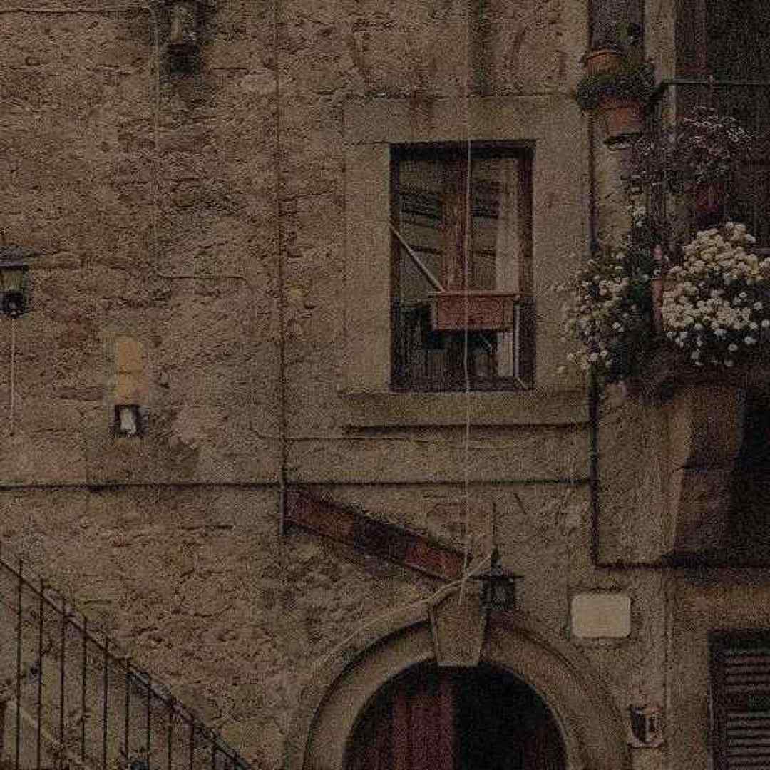 قشنگتر از چشات کجاست بگو برم ورژن اینستاگرامی