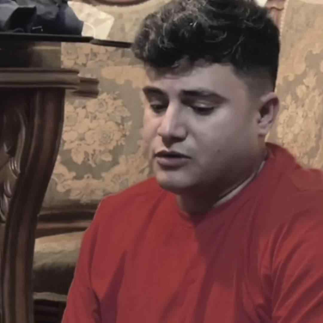 رامین کرمی بغل