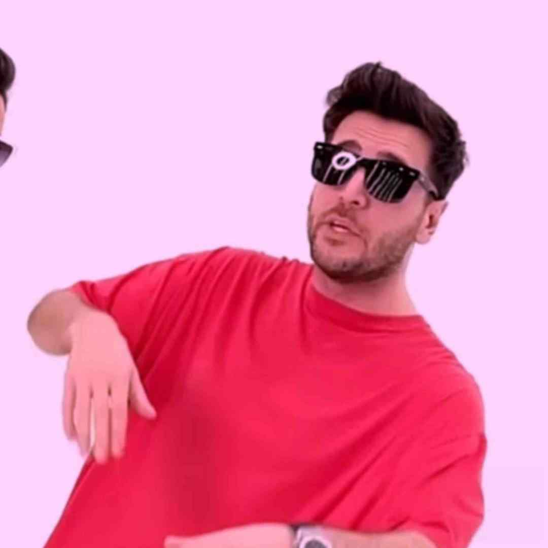 فرهاد نامداری نشد یه روز رو مخ همدیگه نریم