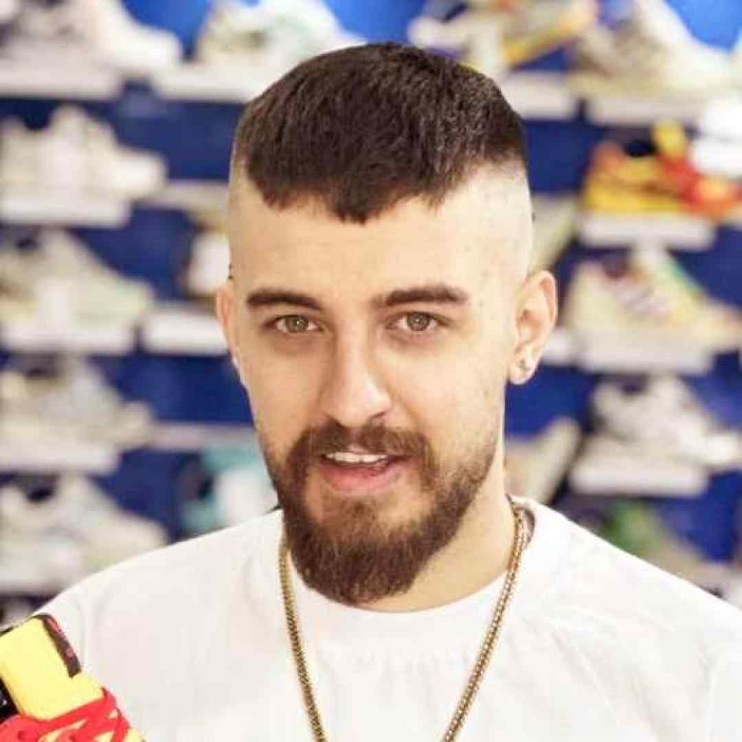 آبراهام نه دیگه نمیبخشمت هرچی کشیدم دیگه