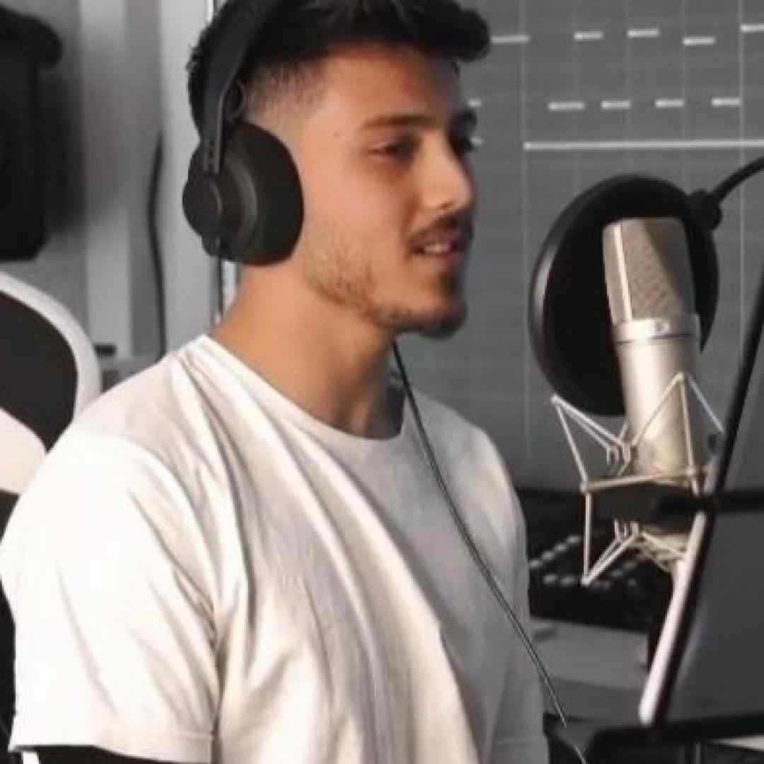 یونا احمدی دنیارو گشتم تا پیدا کردم تورو