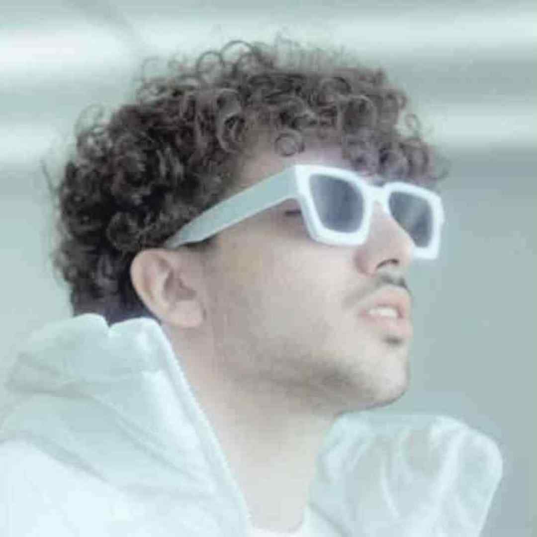 بابی (بابک ایمانی) فیکه یا که فابریکی فیس کپی کاردی بی