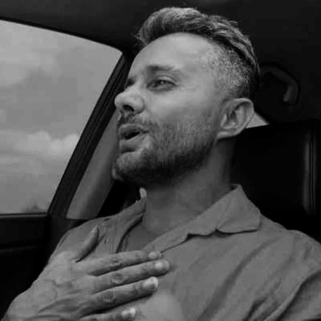 ابی عالی من اتا تیر بخرده چلچلامه