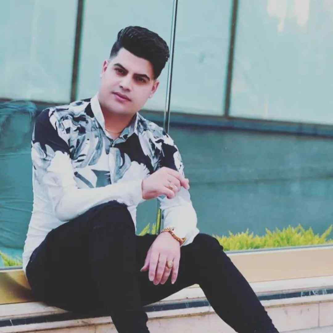 امیرحافظ رنجبر شب شد هم خوابم نمیبره چرا عطرت