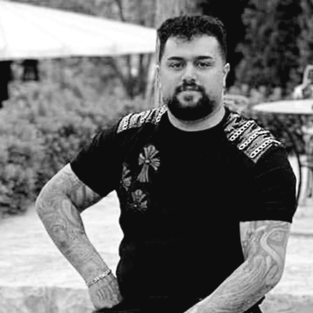 بهنام حسن زاده اظطراب