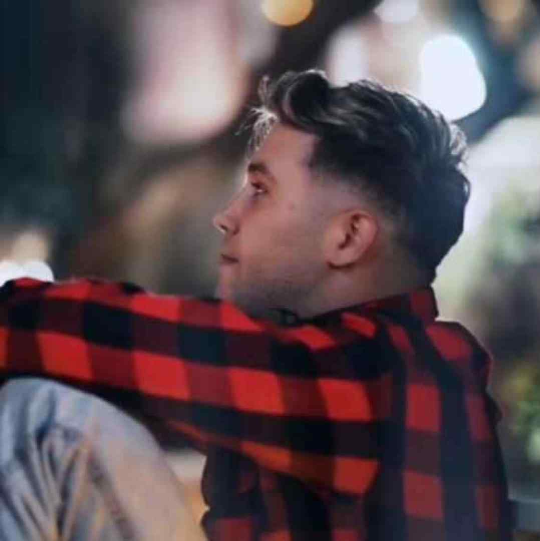 علی احمدیانی لالایی تو شده بهترین آهنگ سالم مهربون تر