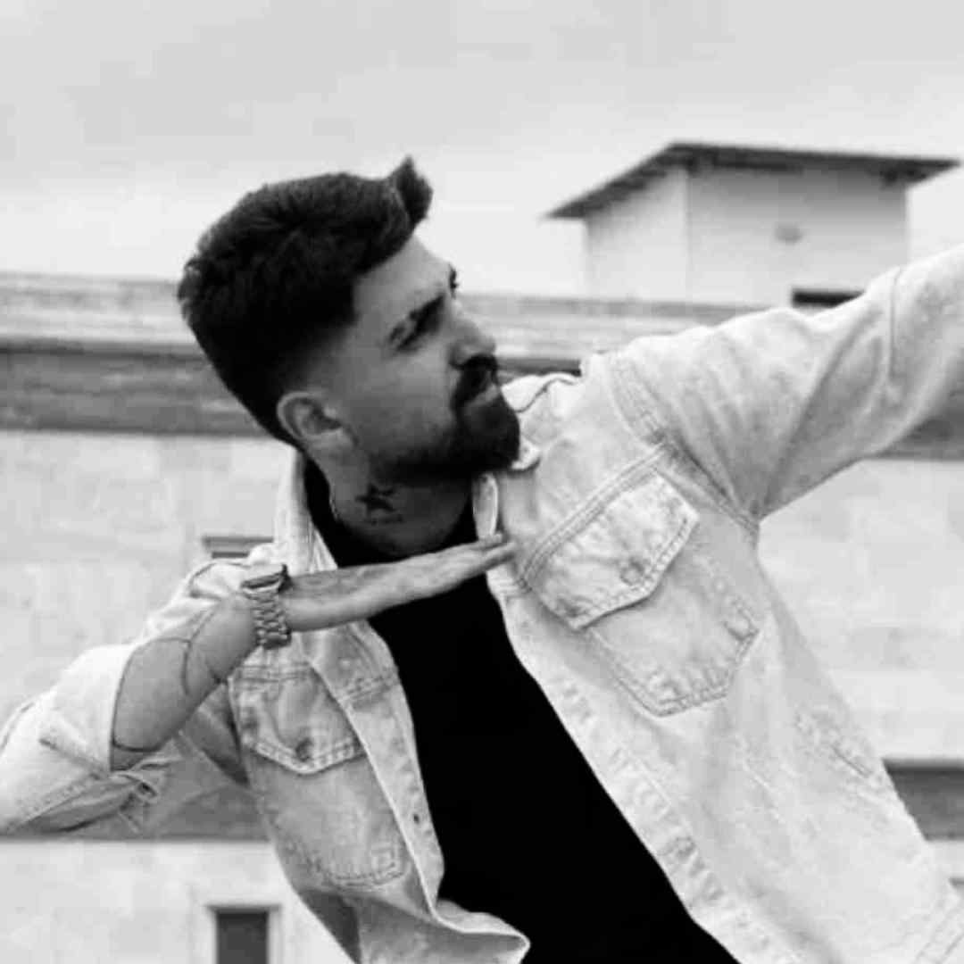 ماهان خادمی شاه دتر