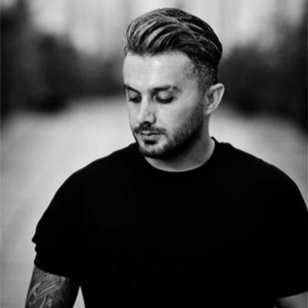 ابی عالی این کیجا جان منه