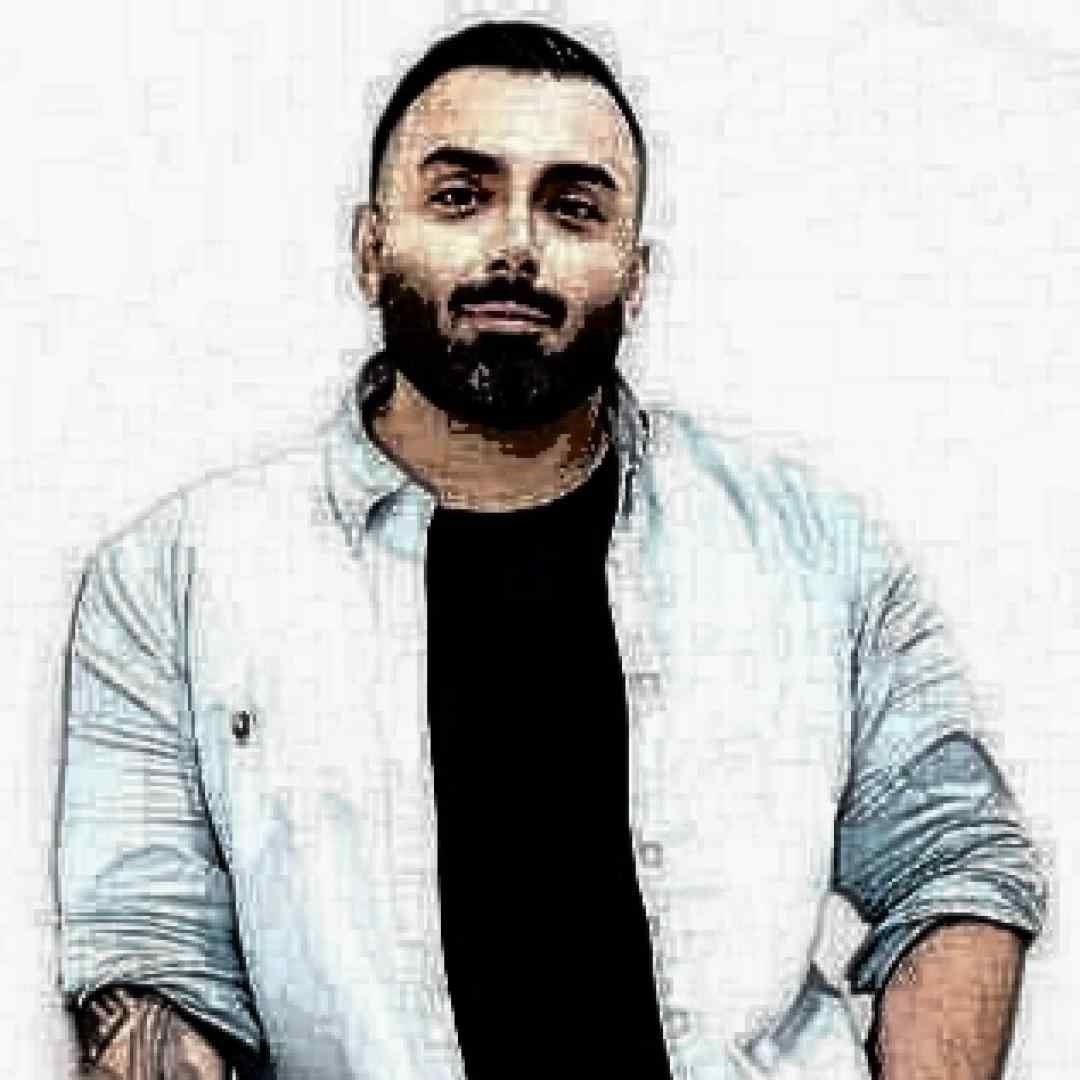 مسعود صادقلو دیوونه خونه