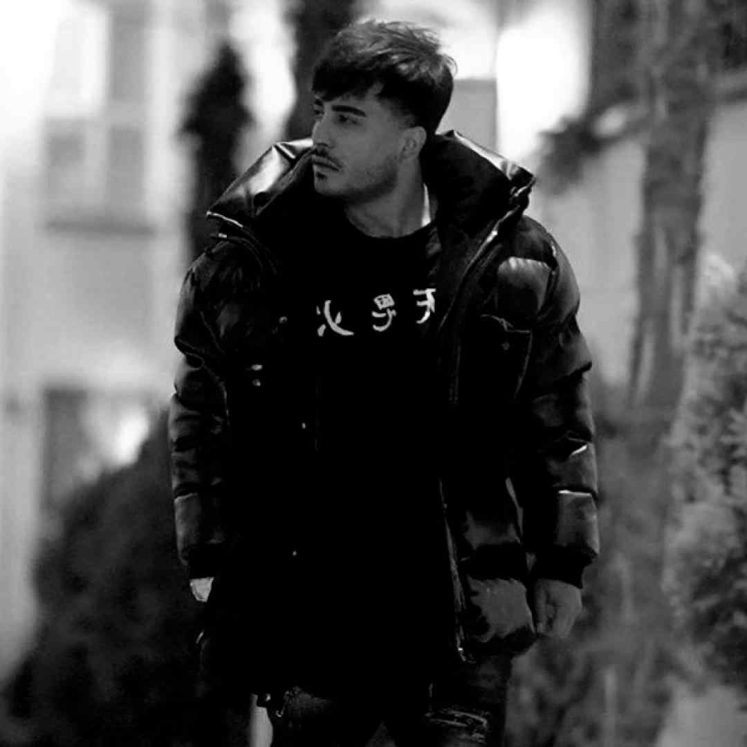 میلاد راستاد آهویی دارم خوشگله ولی دیوونه ندارم