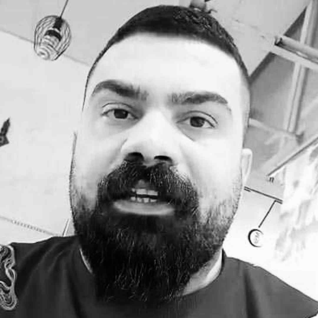 فرهاد جهانگیری گرگ سیاه بسه بیا زد دلته عشق زیاد