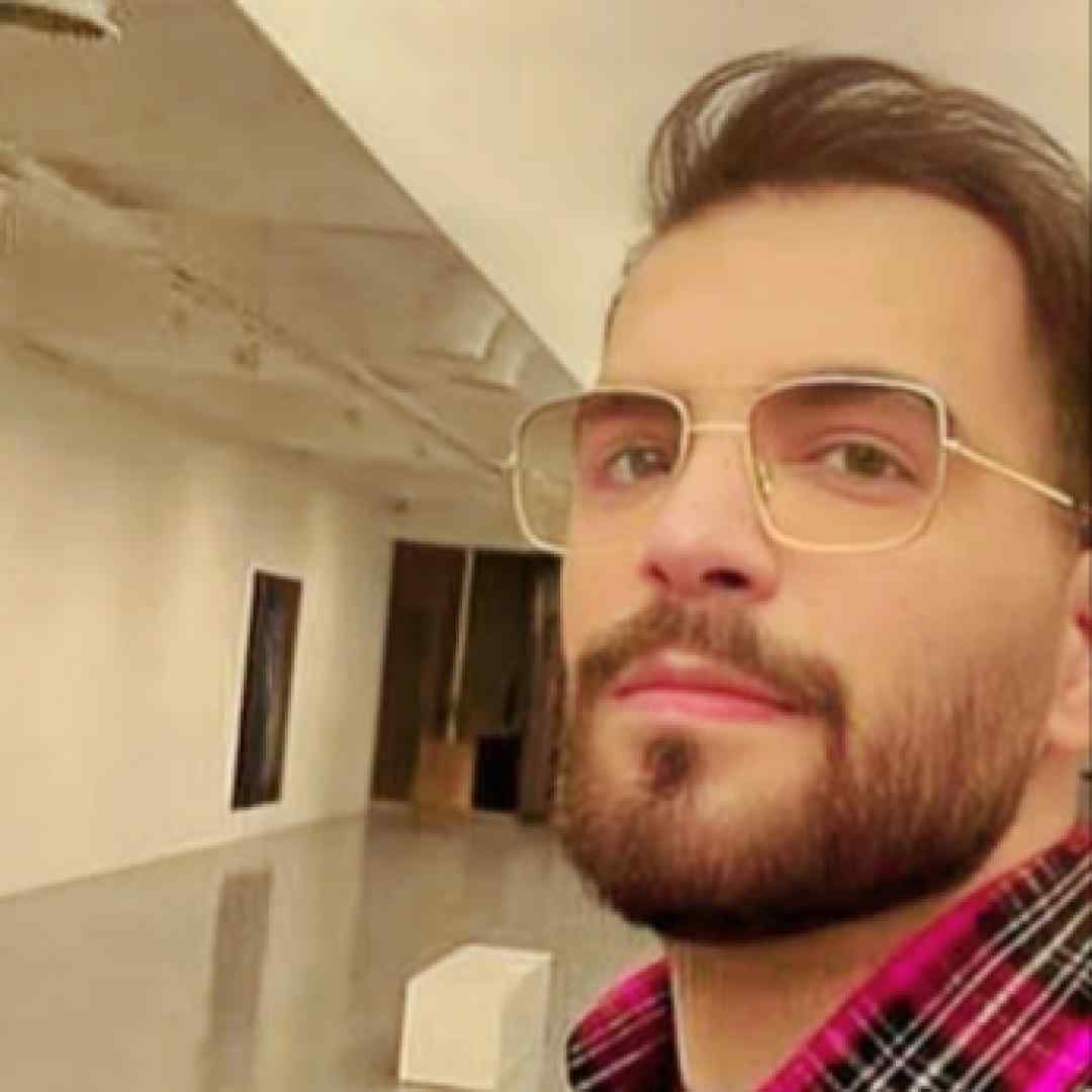 آصف آریا تو رفیق شیش منی هر جا برم پیش منی