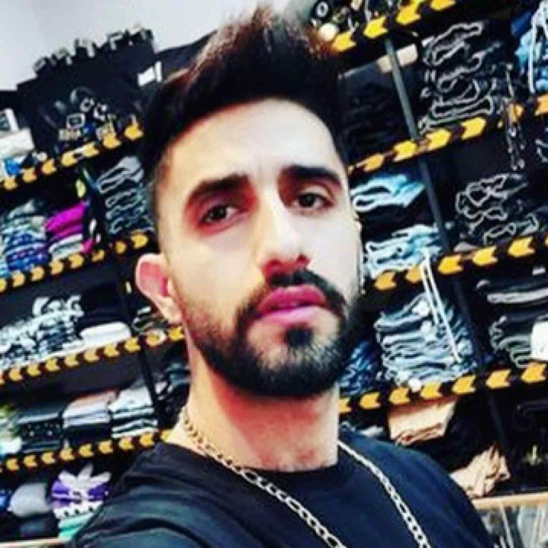 محمد امیری هیچوقت یادم نمیره به قلبم بدهکاری