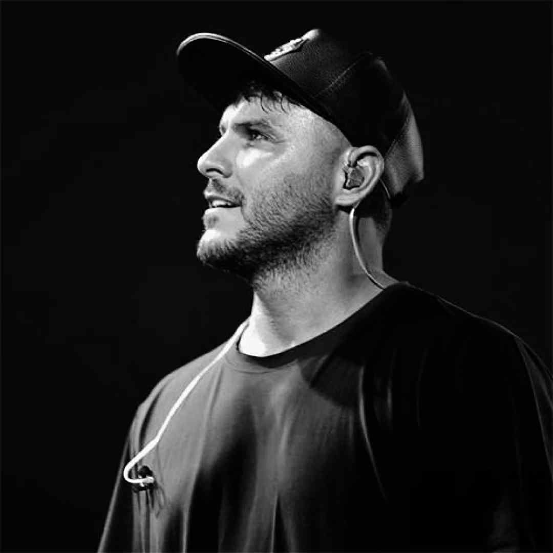 آرمین زارعی گل بی گلدون نمیشه - هوش مصنوعی