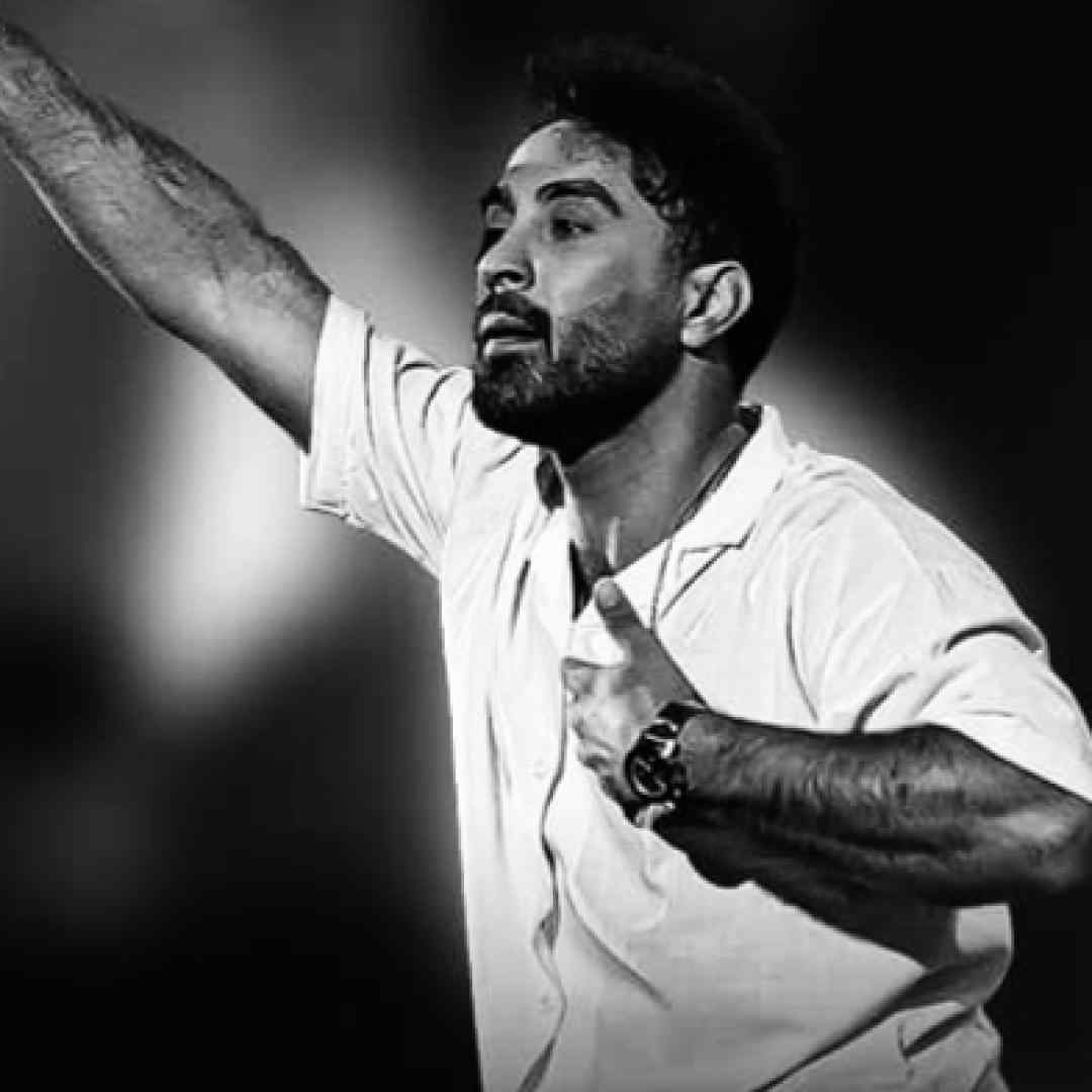 احمد سلو شازده خانوم شما ملکه ی ذهن منی