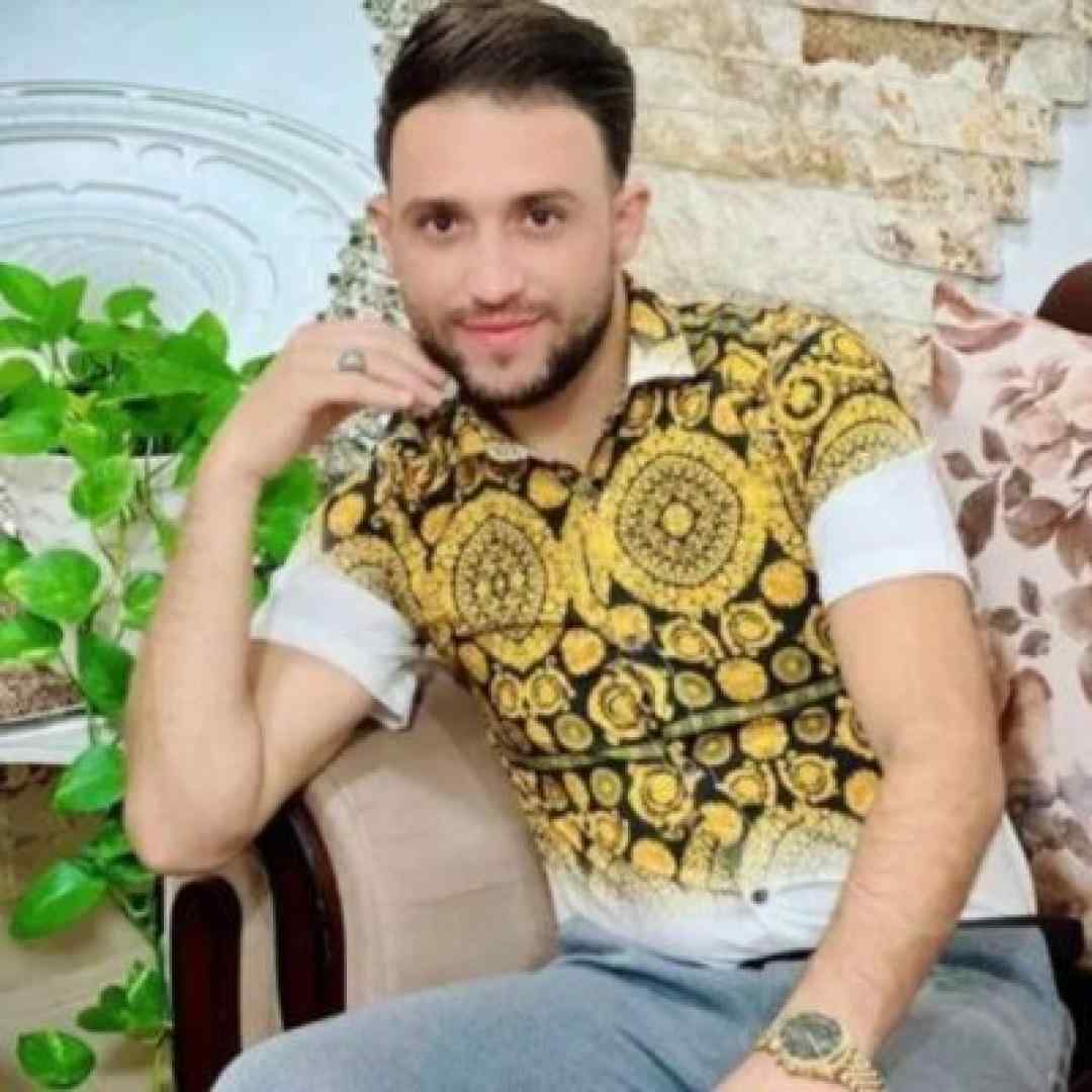 مصطفی ابراهیمی اون همه گریه زاری و اشک ریختنات دروغ بود