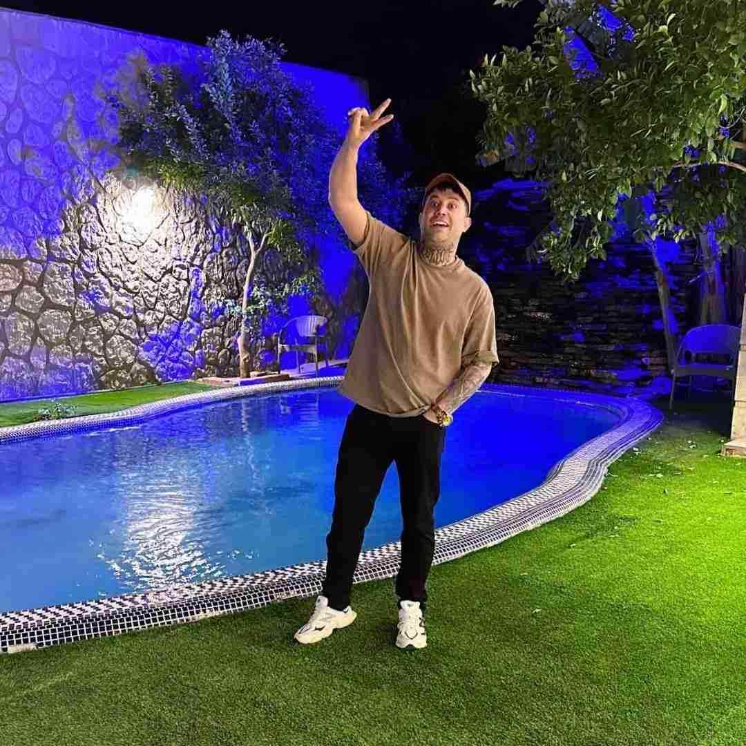 علی احمدیانی دینم خوارم