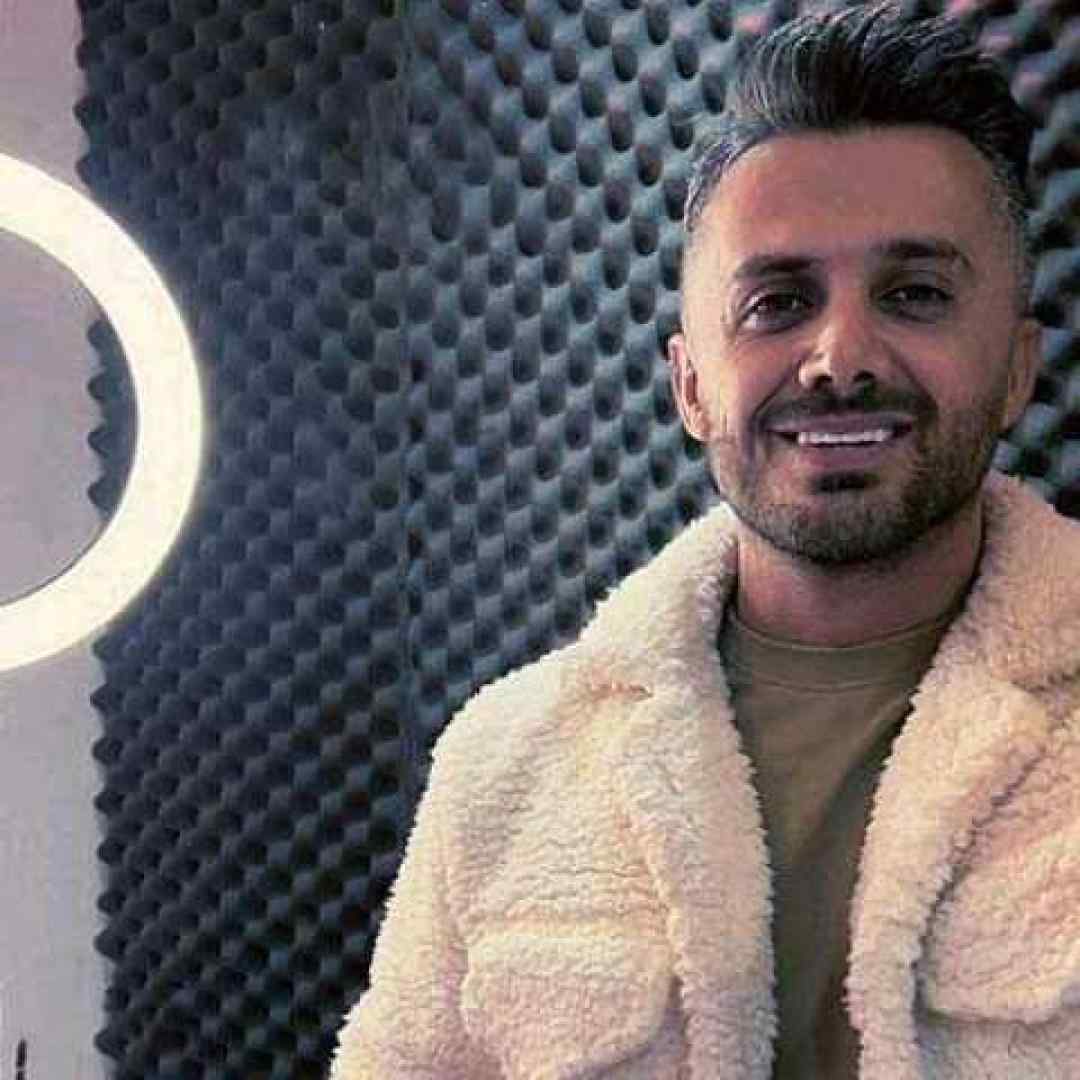 ابی عالی تو بوی قشنگ تر از پریا پریا