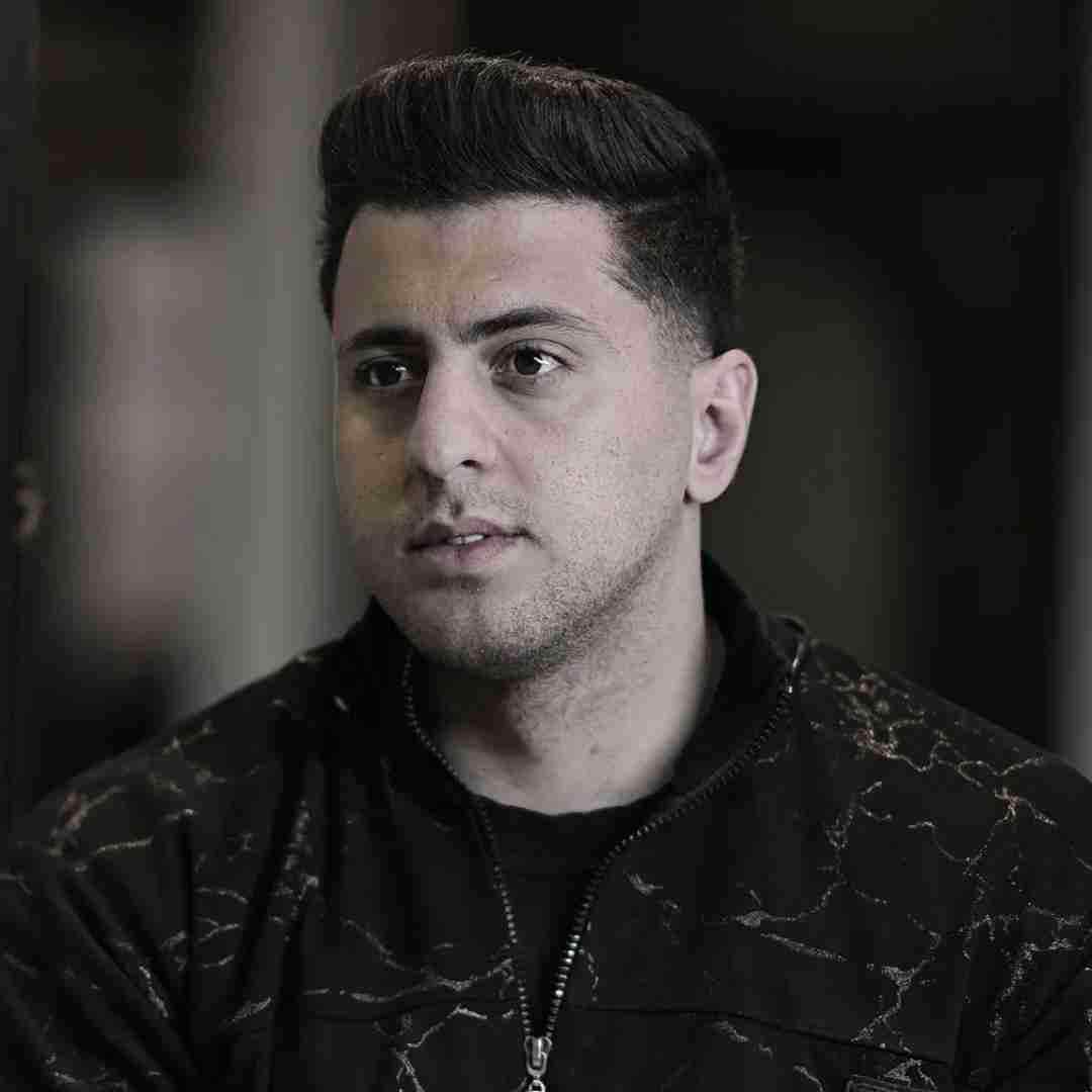 سبحان رستمی چه حالی میده باشت شبگردی سی چجو قلب منه