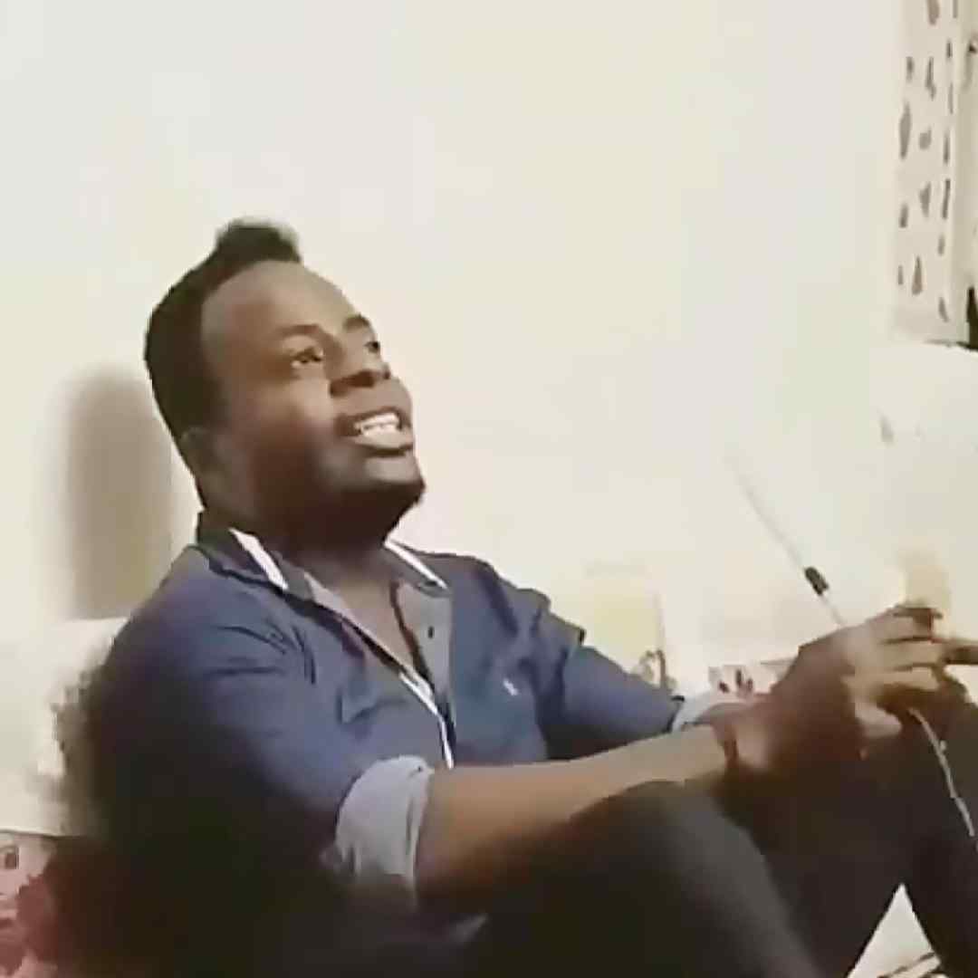 علی نادری به سلامتی رفیقم پیک اولو زدم