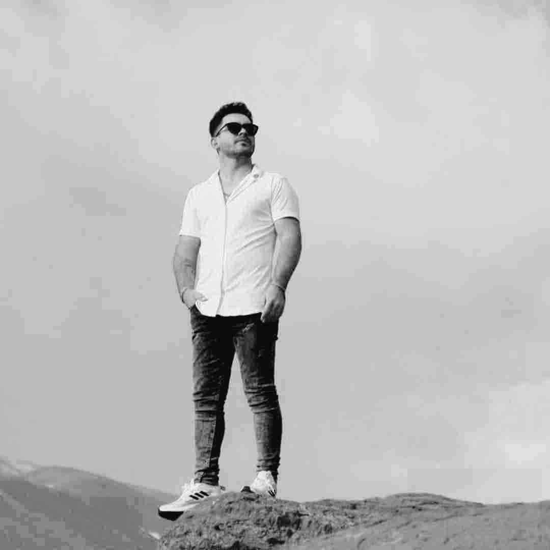 بهمن سپهوند پادشاه قلب من فرمانروایی کن