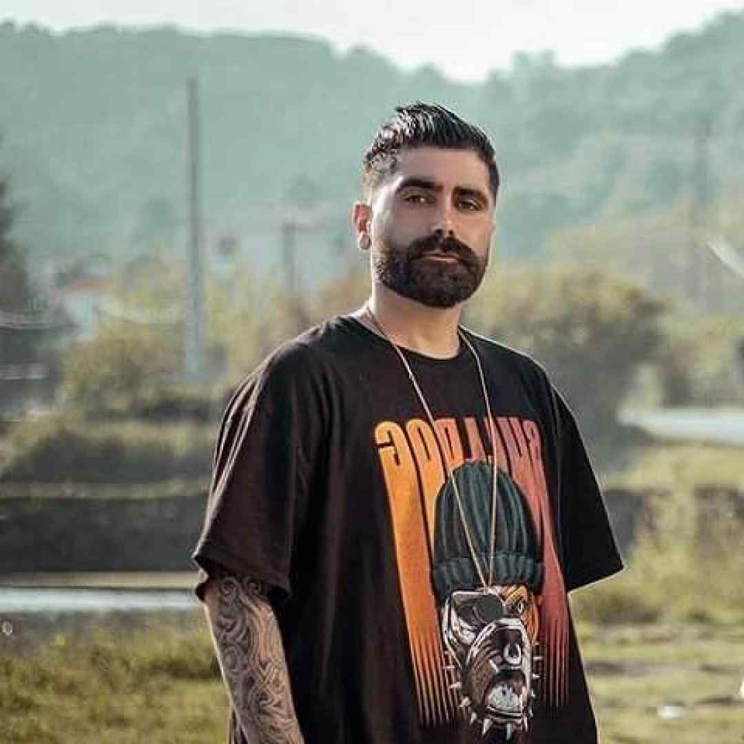 نیما گلنژاد اتا روز آواره بونی انی مه ور بمیرم بمیرم بمیرم