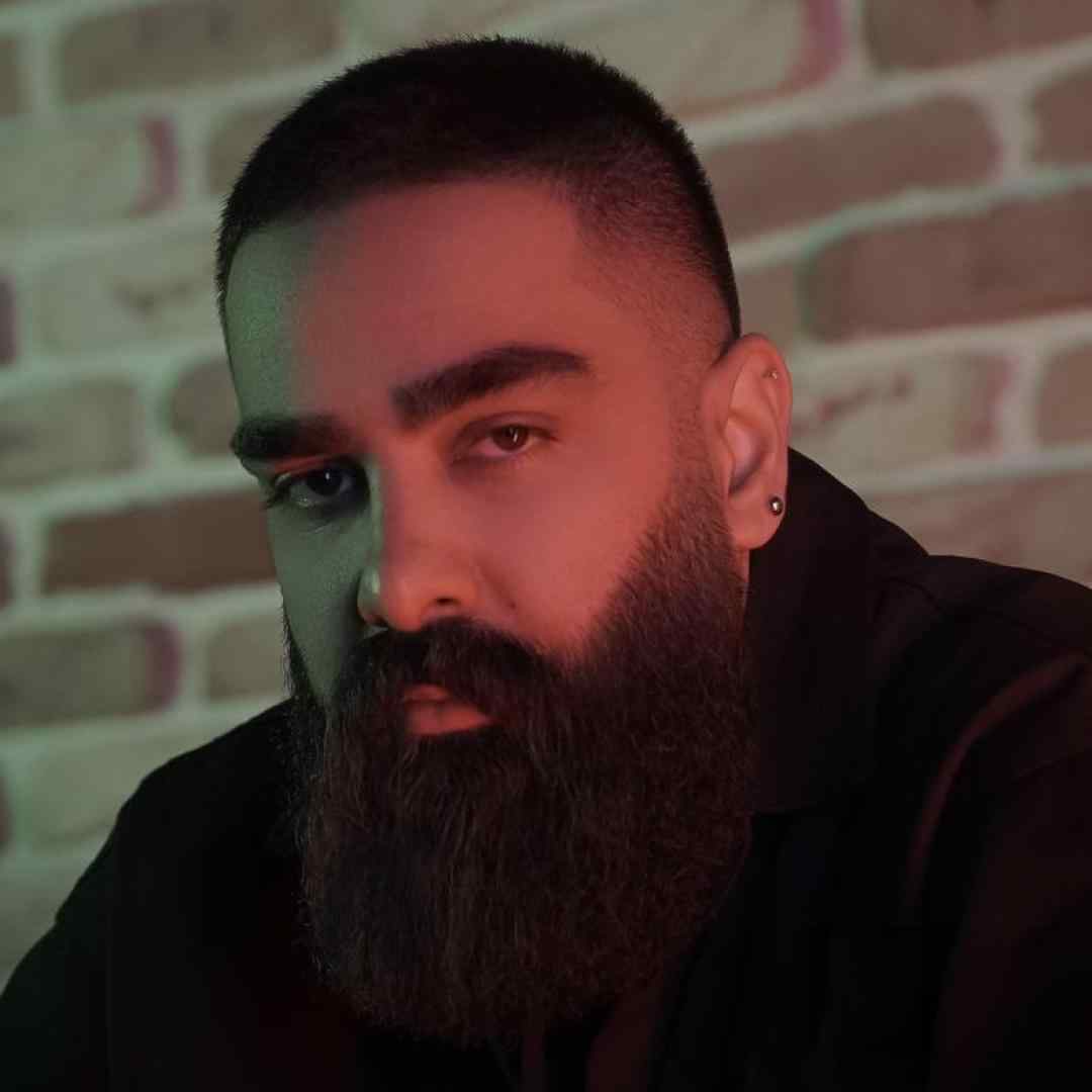 علی میر هرجا تو جمع منو دیدی دیگه به روت نیار