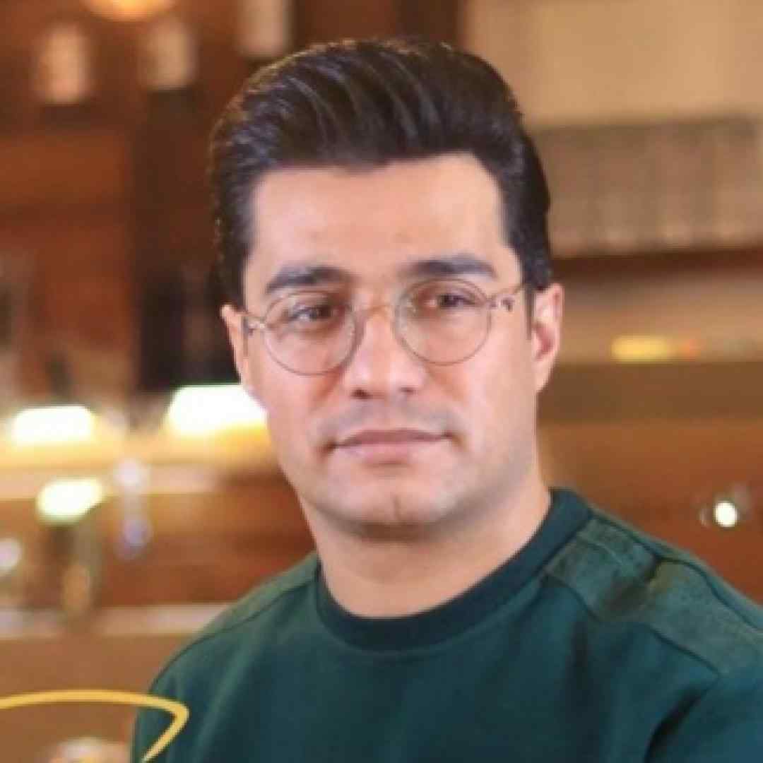 علی اصغر باکردار چه‌ فایده