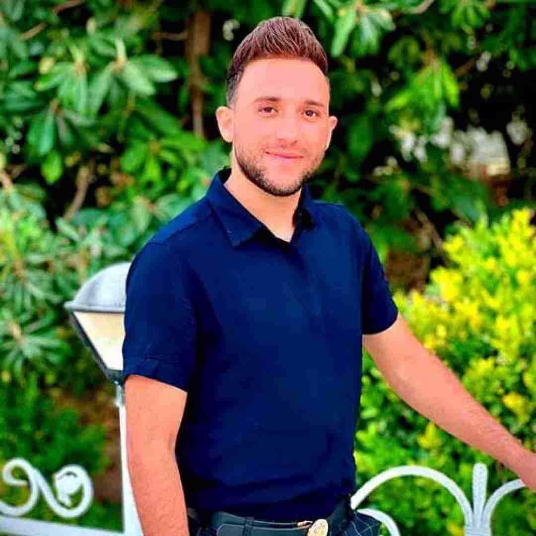 مصطفی ابراهیمی عاشقم سی تیلش دل باختیم سی میلش